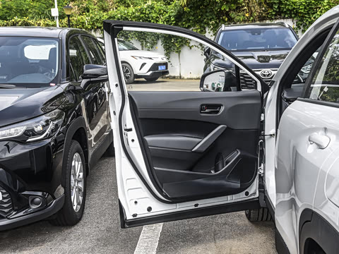 2026 Toyota Frontlander Image 17